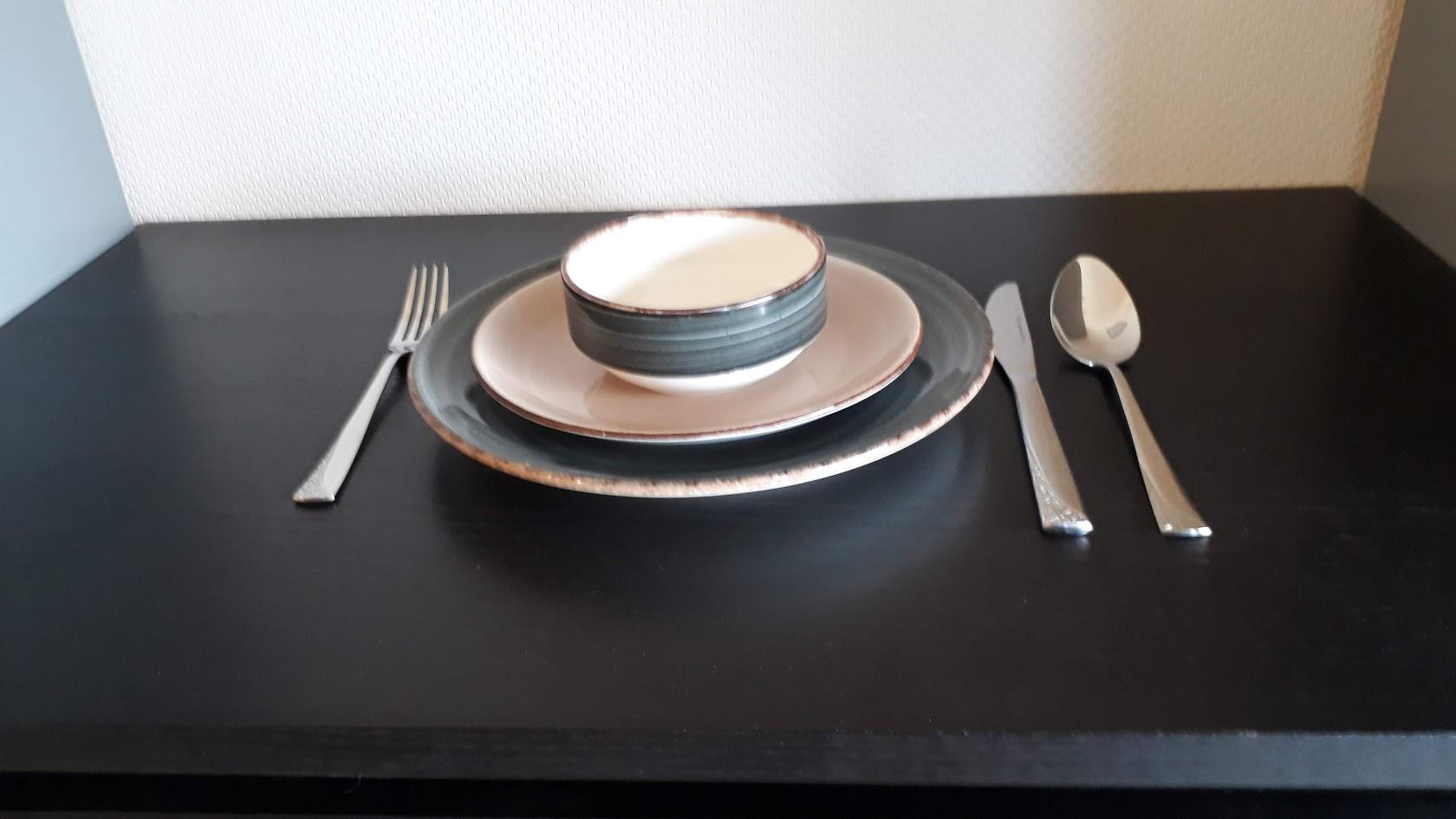 verhuur van borden en bestek